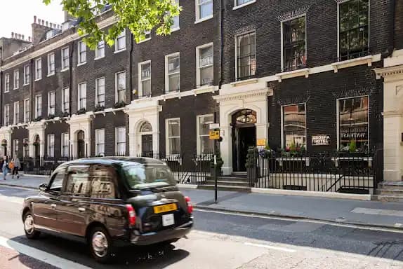 Search for accommodation in Soho – Google hotels